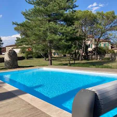 Apartmán Les At Domaine Les Caizergues *